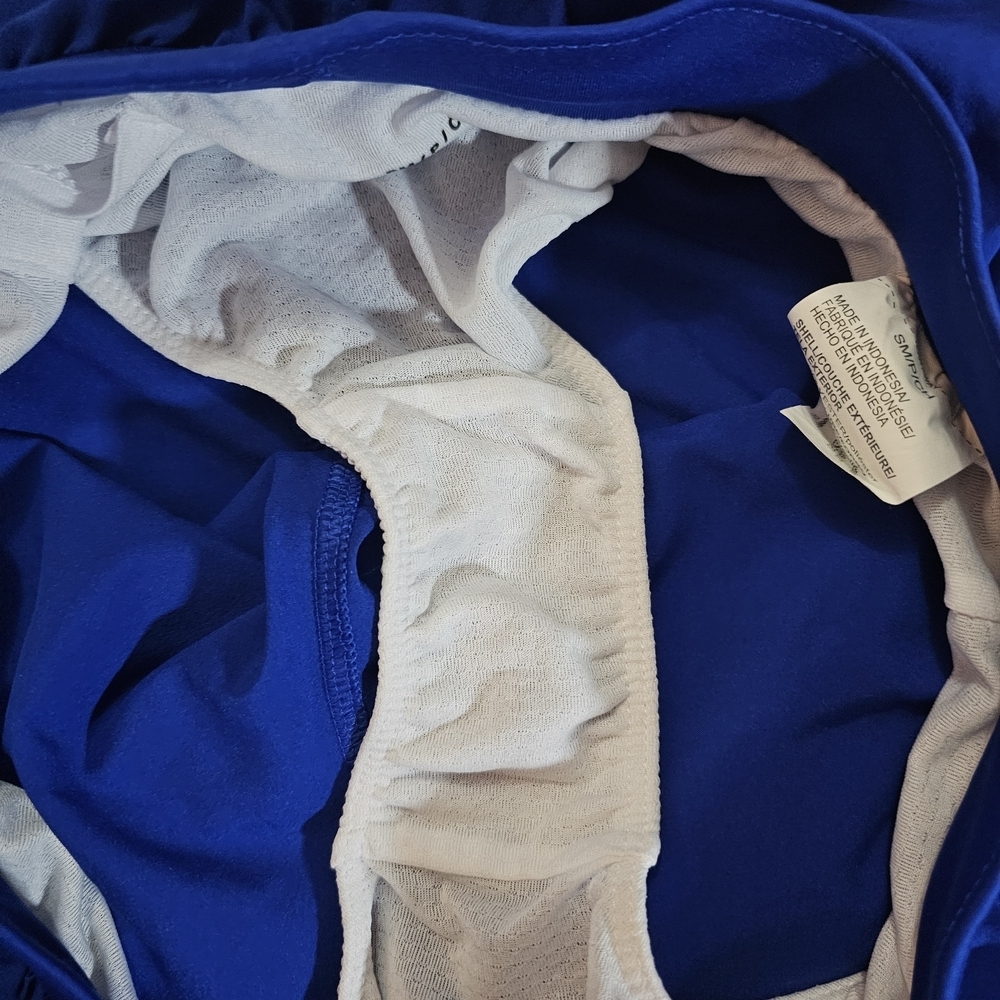 Under Armour Women's Blue Athletic Shorts - Picture 7 of 13